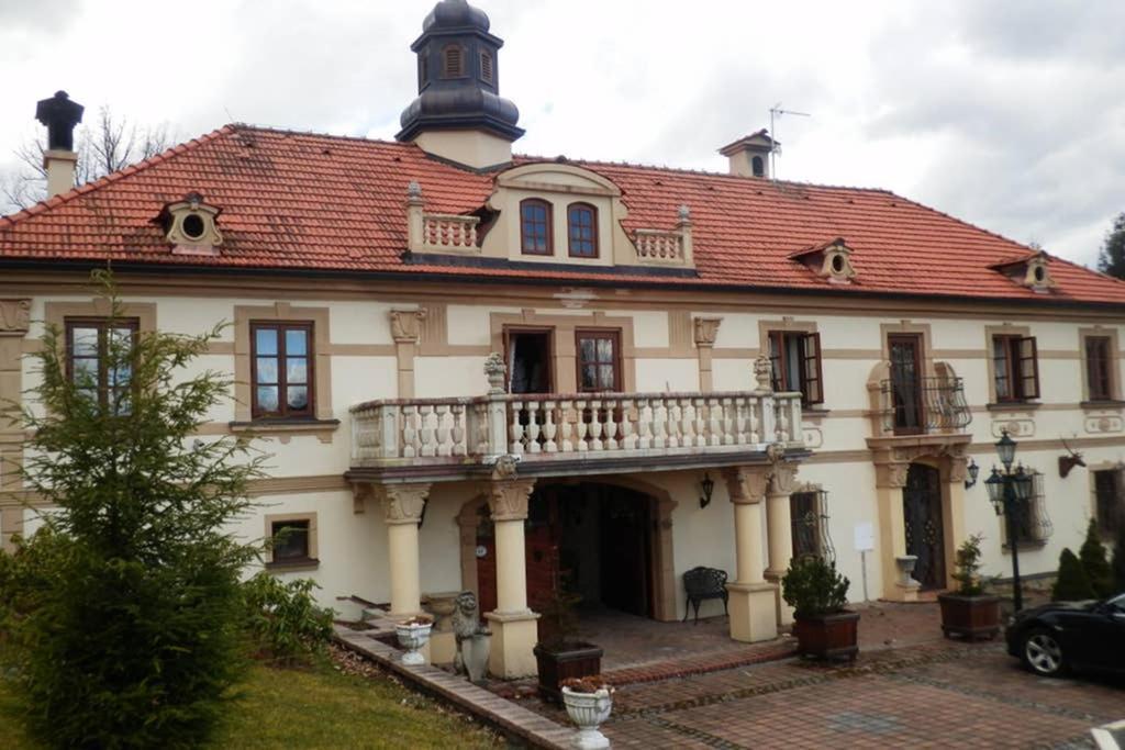 Zamecek Zdiky - Moderni Velky Apartman Bujanov Buitenkant foto